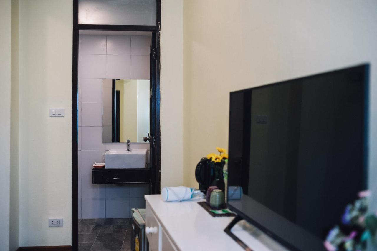 Khách sạn Kristi House (adults Only)